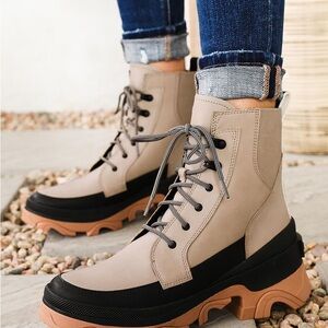 Sorel brex waterproof chunky Beige and Black Lace-Up Boots